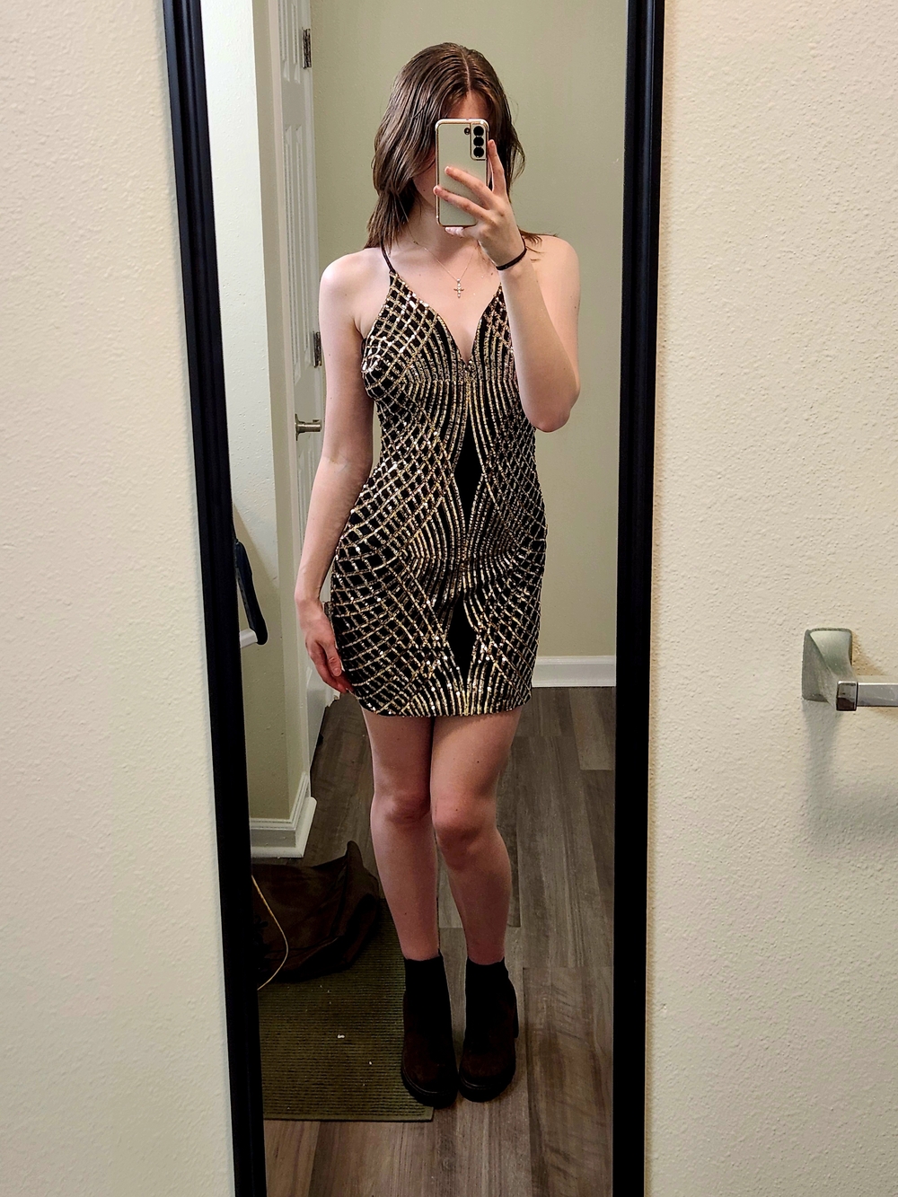 Black and Gold Sequin V-Neck Bodycon Dress